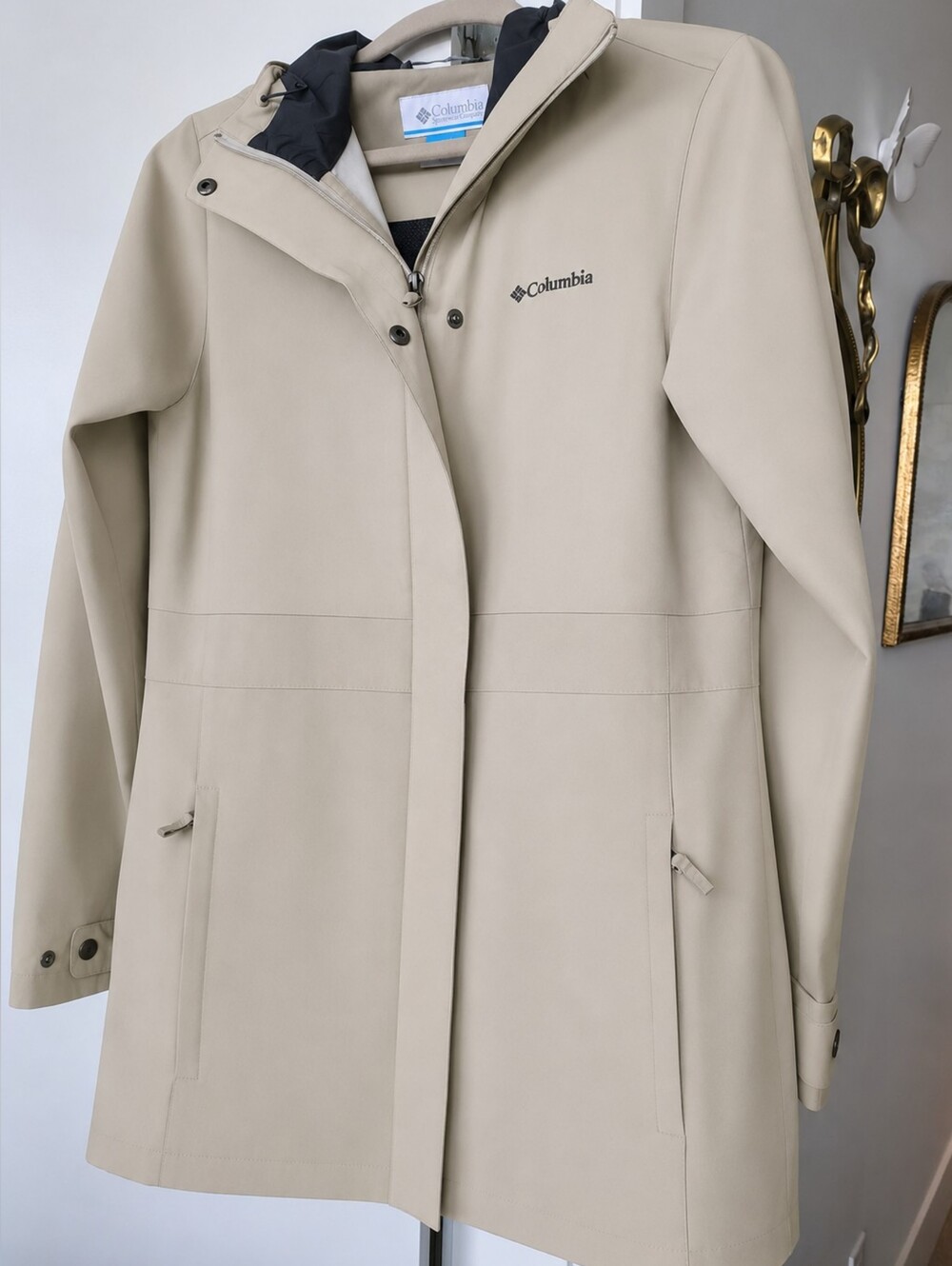 Columbia Women's Light Beige Hooded Trench Coat